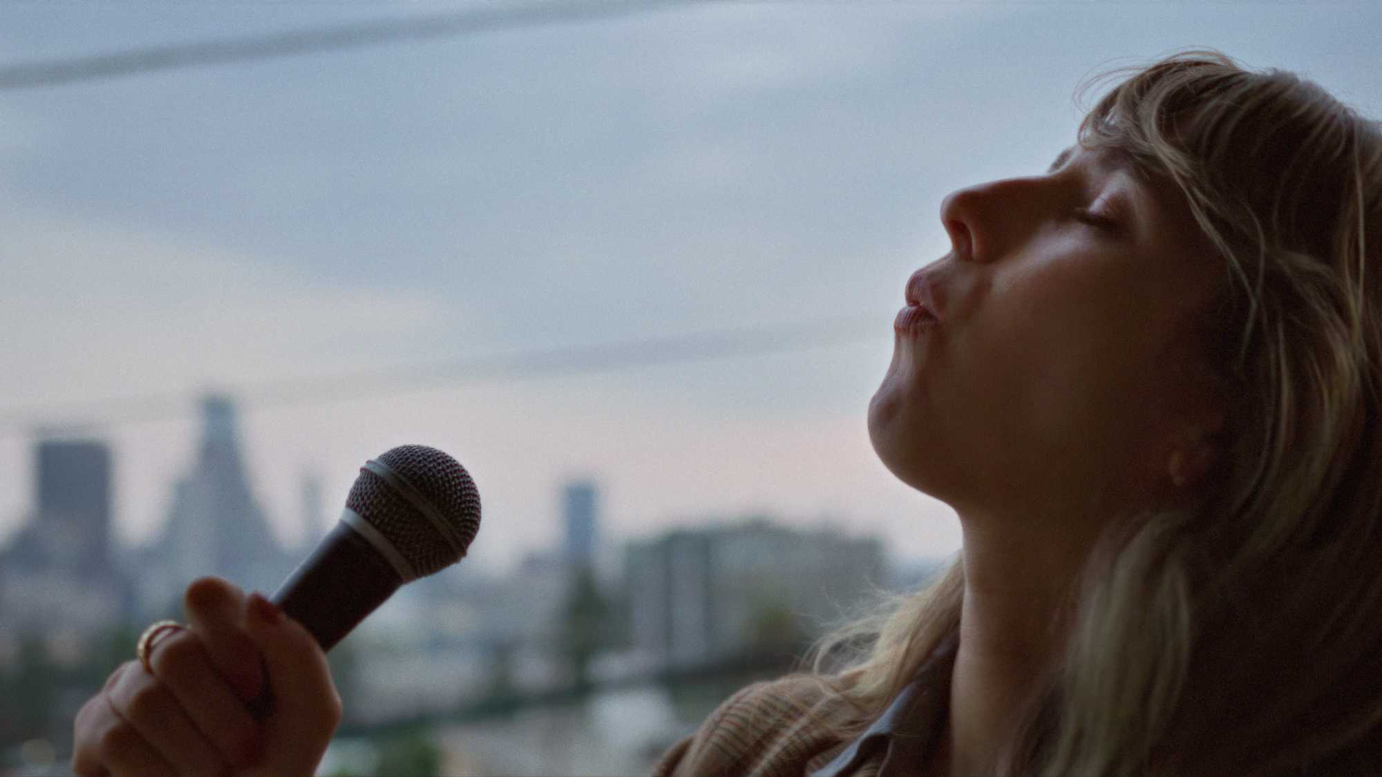 Whistle (image 3)