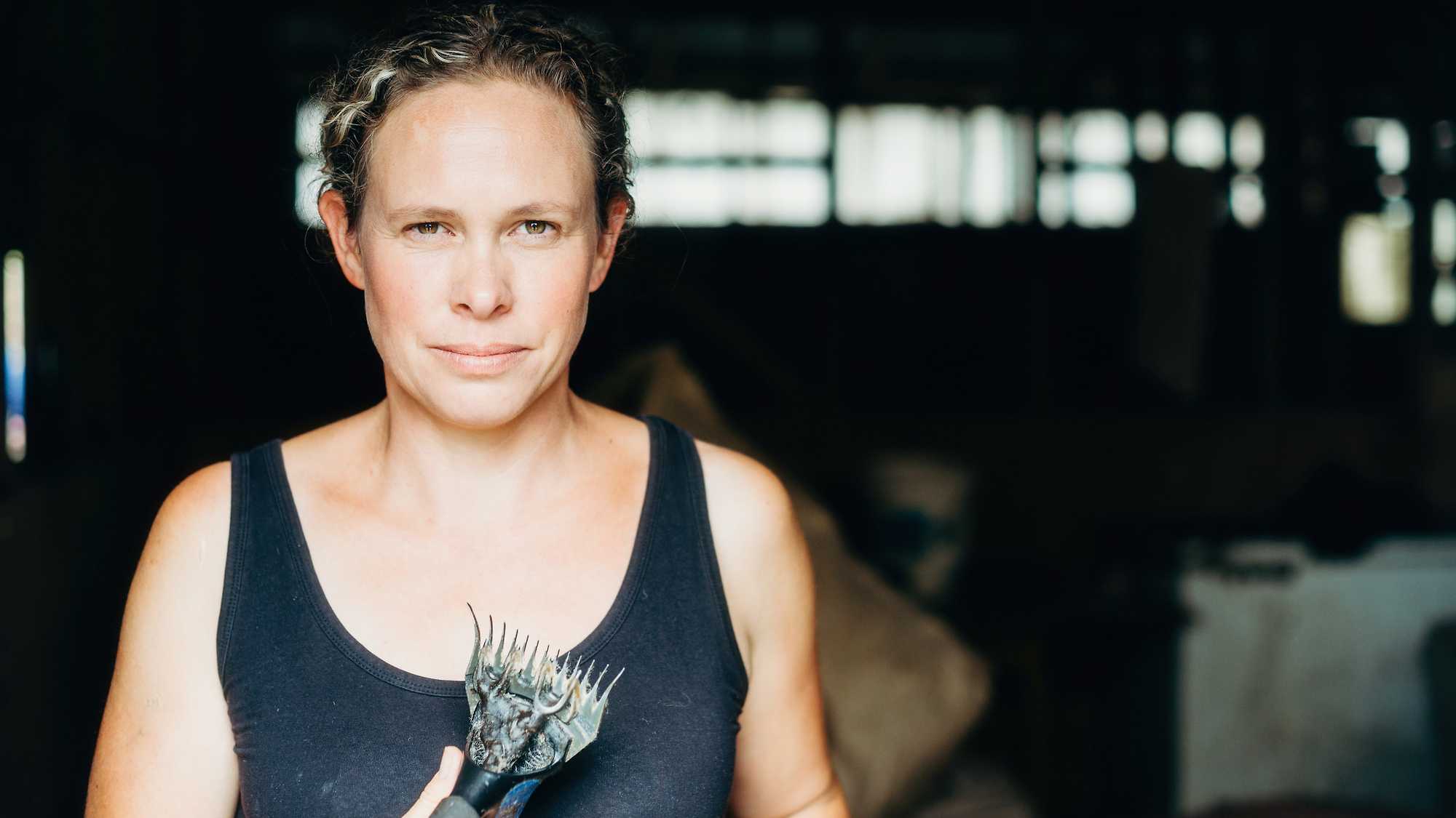 She Shears (image 1)