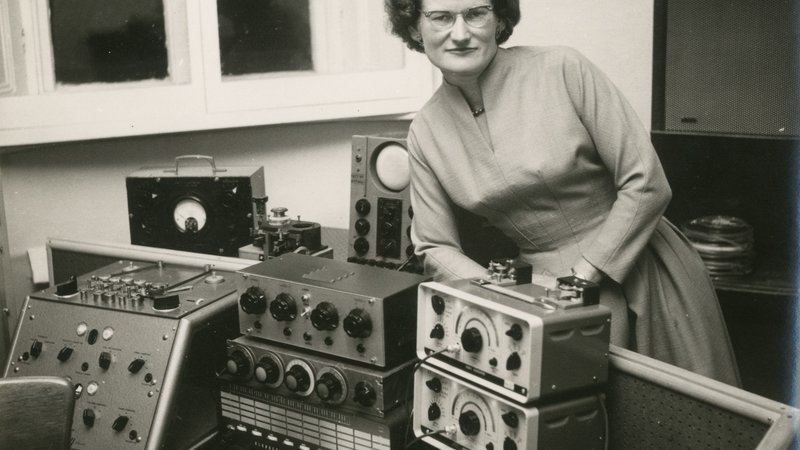 Sisters with Transistors (image 2)