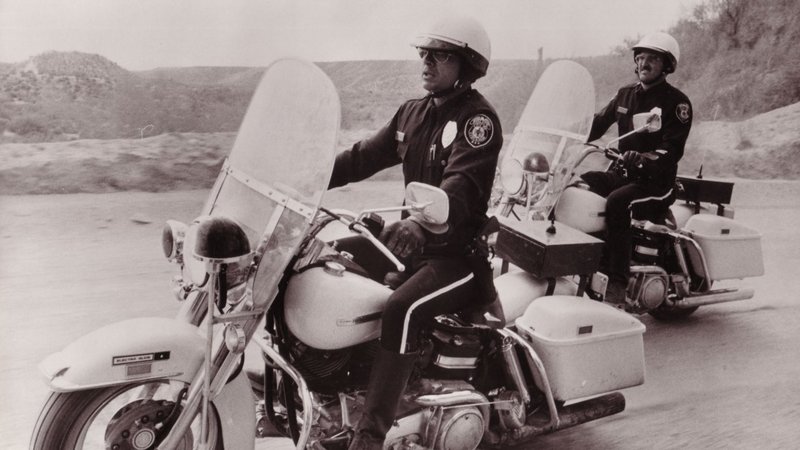 Electra Glide in Blue (image 1)