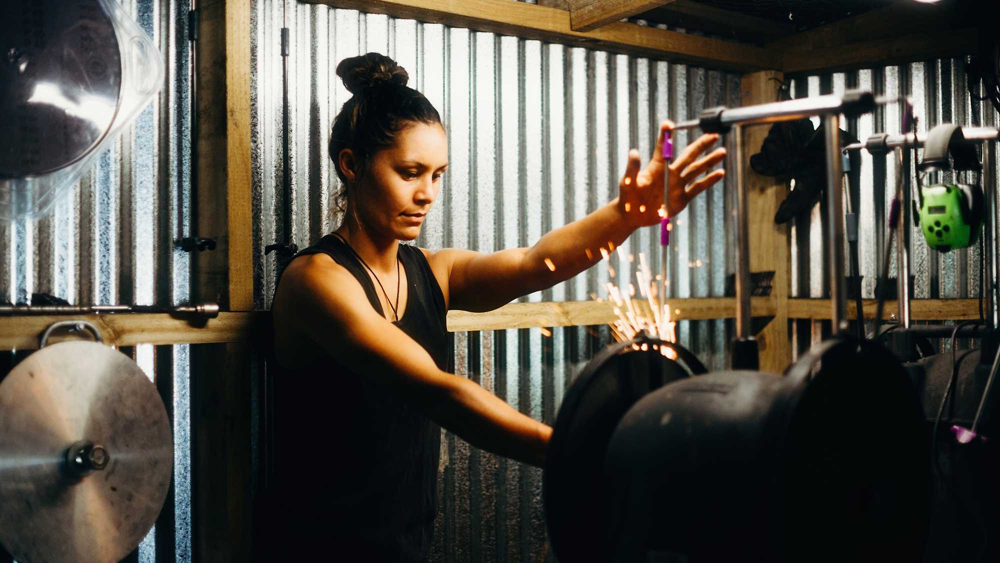 She Shears (image 2)