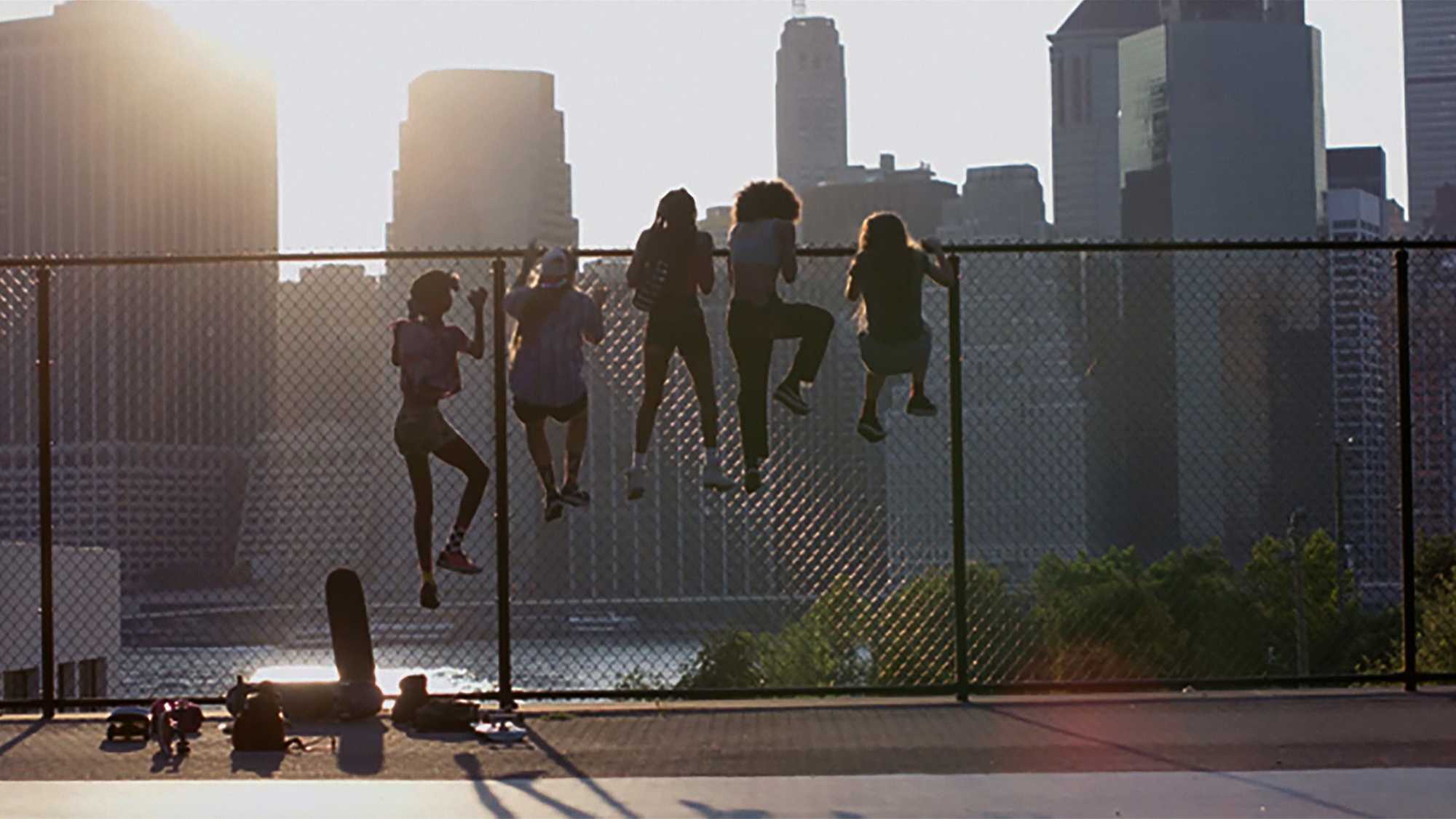 Skate Kitchen (image 4)