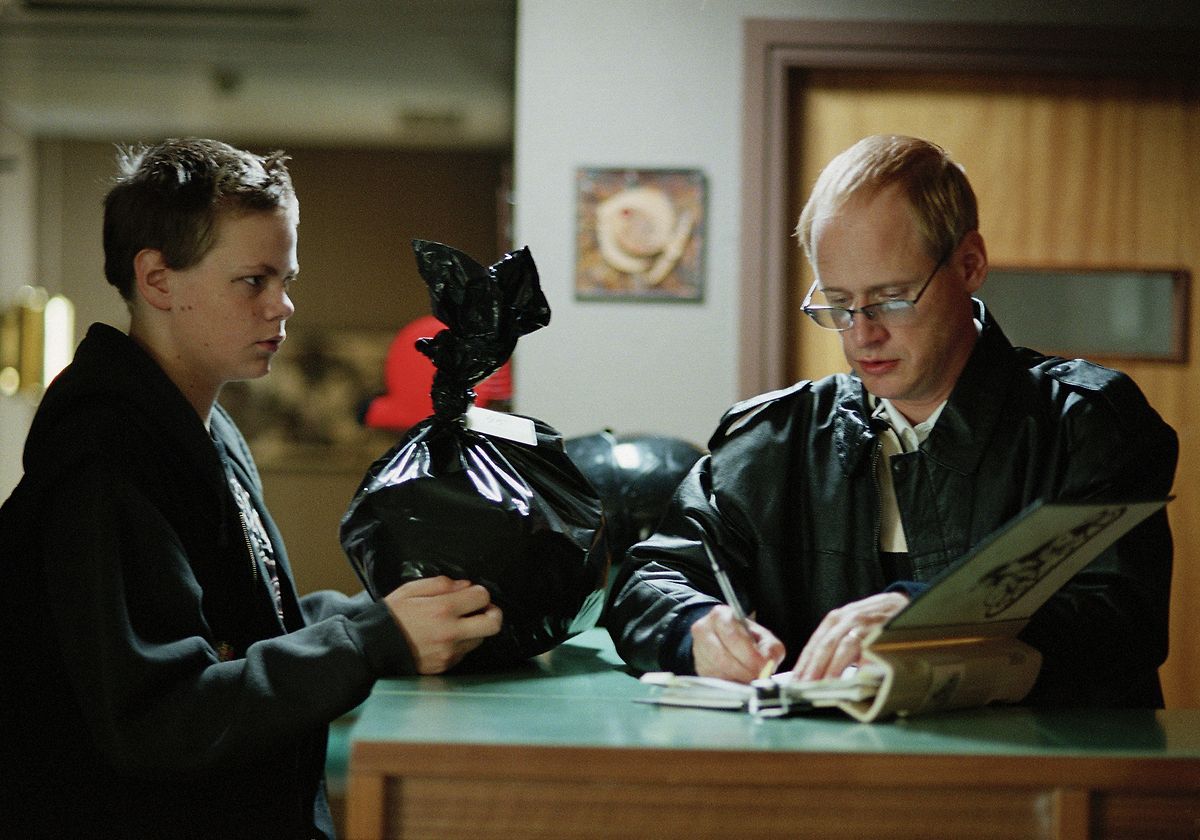 Four Shades of Brown 2004 - New Zealand International Film Festival
