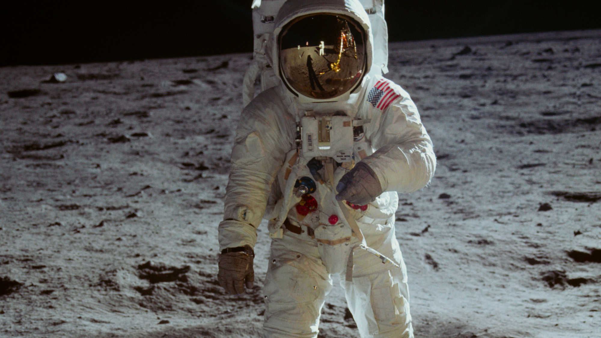 Apollo 11 (image 3)